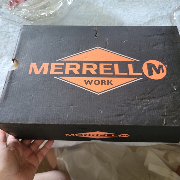 Brand new Merrell work shoes, composite toe, static control, 8.5 shoes - Picture 8 of 8